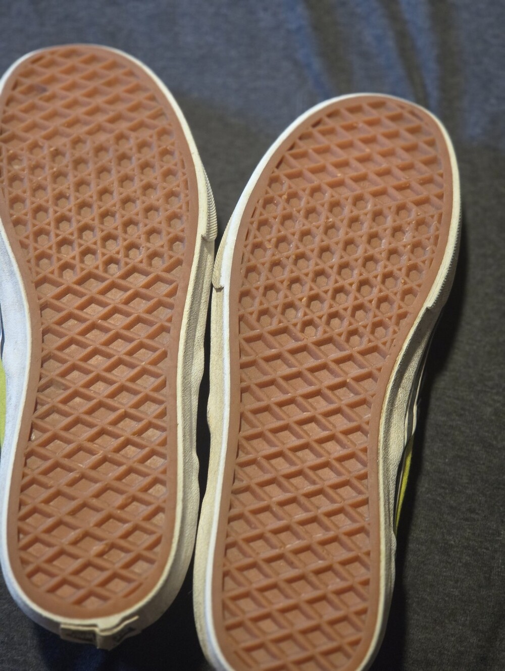 Kids Vans Slip-On Sneakers in Tan/Gum Sole